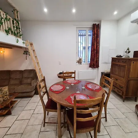 Ceci N'est Pas Qu'un Logement Διαμέρισμα